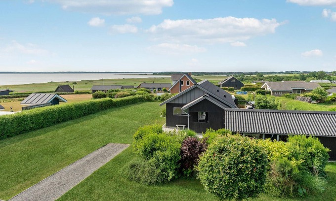 Ronbjerg House | Awesome home in øster assels with sauna