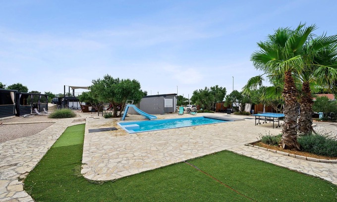 Pirovac House | Awesome home in Pirovac with swimming pool