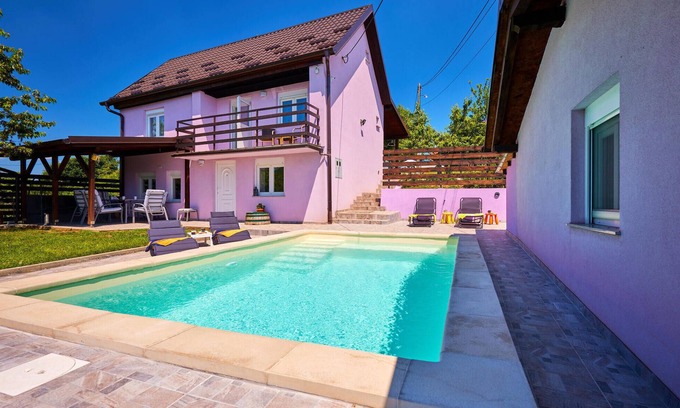 Klake House | Awesome home in Samobor