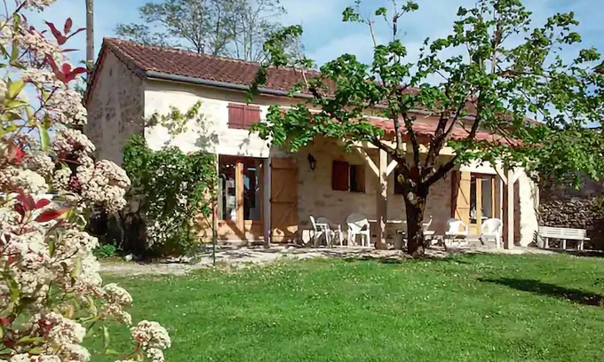 Sauzet House | Awesome home in Sauzet with kitchen