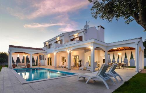 Sestanovac House | Awesome Home In Sestanovac