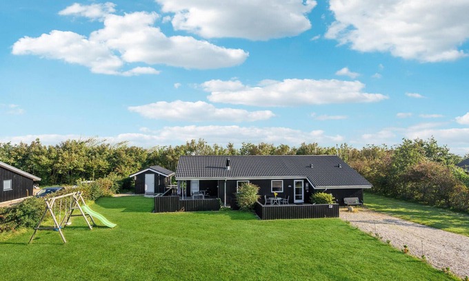 Skaven Strand House | Awesome home in Tarm with sauna