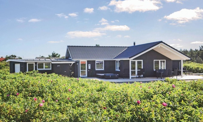Agger House | Awesome home in Vestervig with WiFi