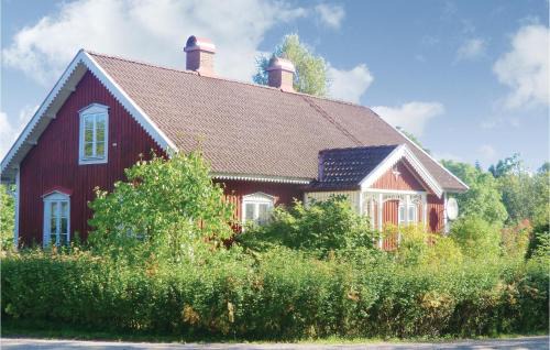 Langasjo House | Awesome Home In Vissefjärda With Sauna