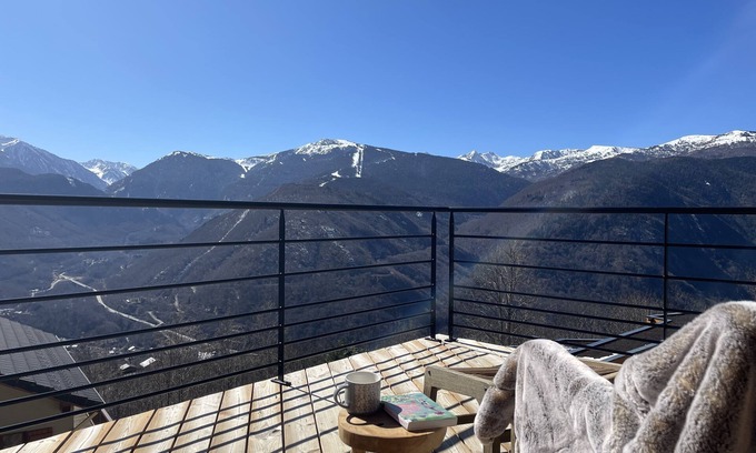 Ignaux Ski Chalet | Ax le Chalet Dignaux vue Panoramique sur la Vallée D'ax