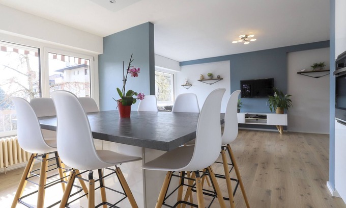 Annecy Apartment | Azur 4* Bleu lumineux Annecy centre-ville et lac