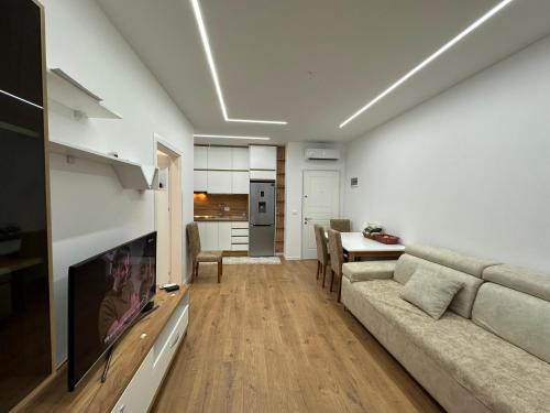 Shengjin Apartment | Azure Elegance