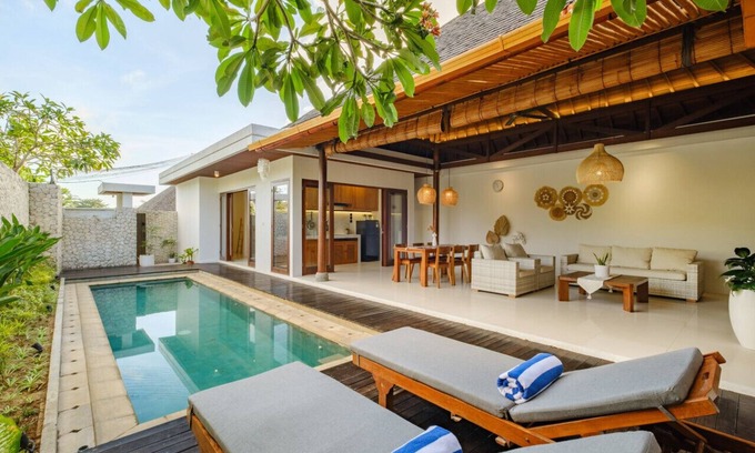 Pecatu Villa | Azure Private Pool Villa 15 min - Uluwatu Beach