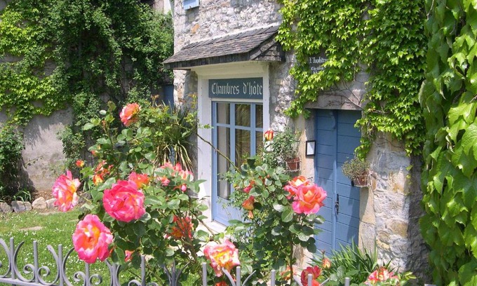 Oloron-Sainte-Marie Bed & Breakfast | B&B Amphitryon