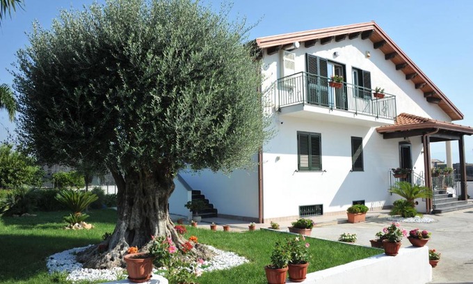 Santa Maria la Carita Bed & Breakfast | B&B Cascina Fiorita