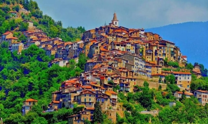 Apricale Bed & Breakfast | B&B Da Marta: Deluxe Double Room with Balcony