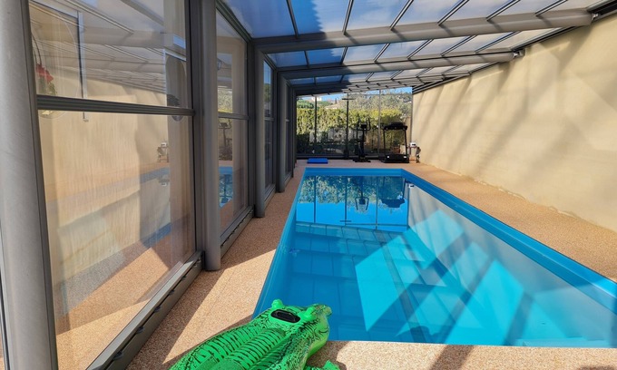 Bizanet Bed & Breakfast | B&B L'Air Marin with indoor heated swimming pool