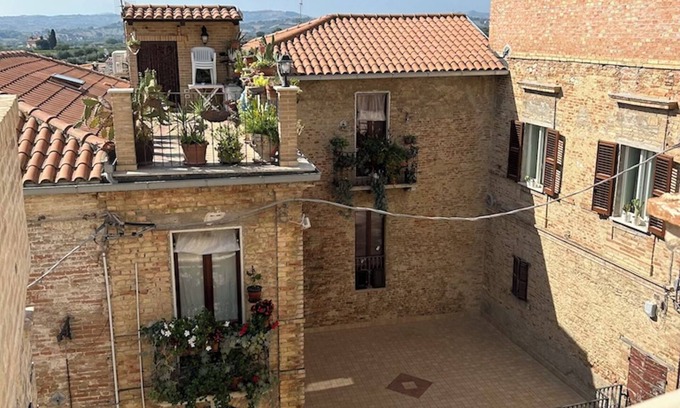 Corropoli Bed & Breakfast | B&B Piazza pie' di corte nel Centro storico di Corropoli