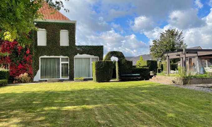Wielsbeke Bed & Breakfast | B&B The White House