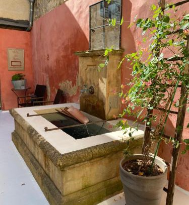La Roque-d'Antheron Bed & Breakfast | B&B Villa des Muses