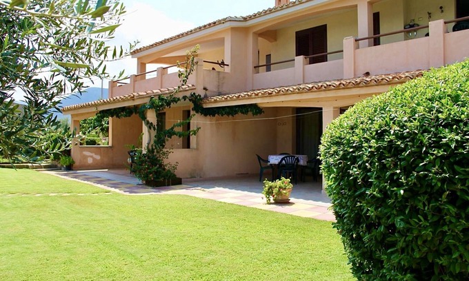 Tertenia Apartment | B - Cozy apartment in Sardinia with garden and sea view for 3 people