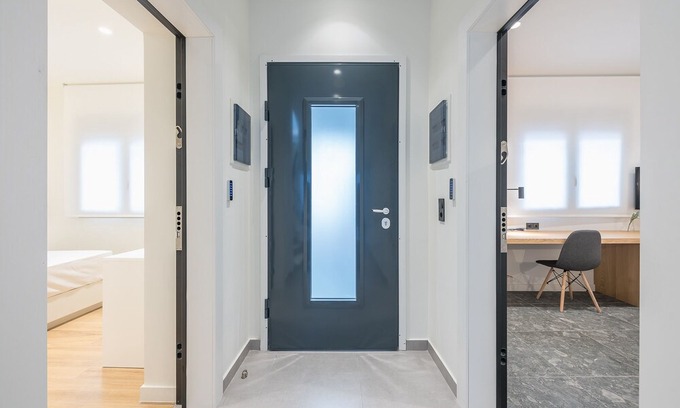 Attiki Apartment | B1: The "Asprogeraka" by SPACEERS