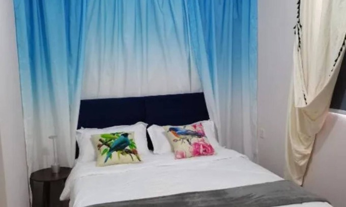Ampang Condo | B2 Queen bedroom suite with big living and balcony
