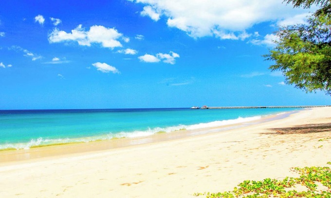 Ban Na Faek Villa | Baan Taley Rom - Six Bedroom Villa, Sleeps 12