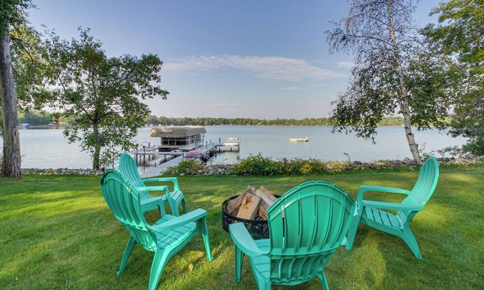 Backus Cabin | Backus Lakefront Cabin w/Fire Pit, Dock Access!