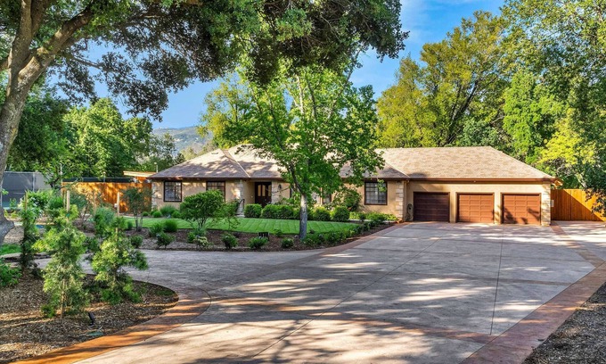 Eldridge House | Backyard Oasis with Pool and Pickleball