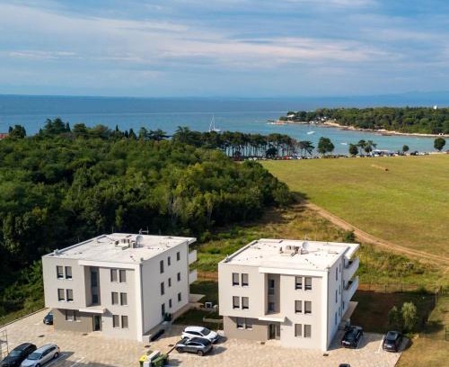 Basanija Apartment | Baden Resort Bašanija, Umag-with Sea View, Parking and 300m from the beach