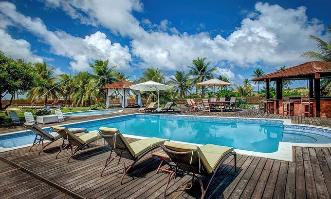 Costa Azul Beach Villa | Bah440 - 6 bedroom beach house in Jandaira