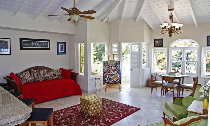 Holder's Hill Apartment | Bajan J's Getaway- Great Value! St. James Apt. West Coast