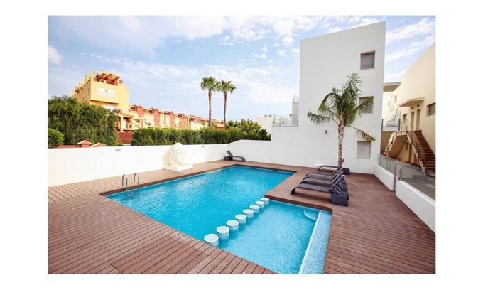 Molinell Apartment | Bajo con jardín B3 - Three Bedroom Apartment, Sleeps 6