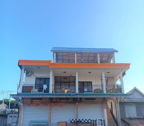 Komodo House | Bajo Komodo Homestay