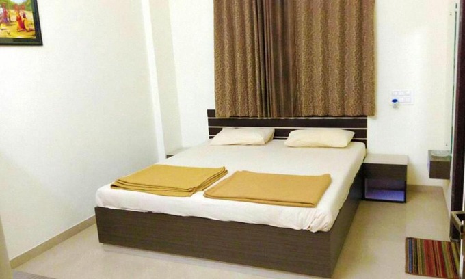 Pandharpur Hotel | Balaji Lodging Services