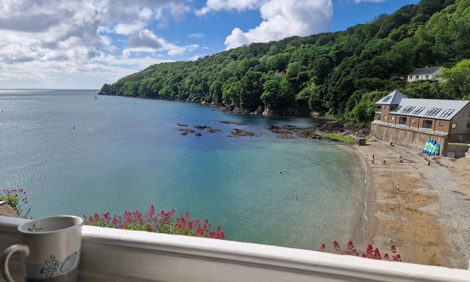 Cawsand Cottage | BALCONY COTTAGE, family friendly in Kingsand And Cawsand