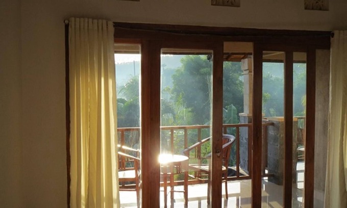 Purwakerti House | Bali Sari Homestay