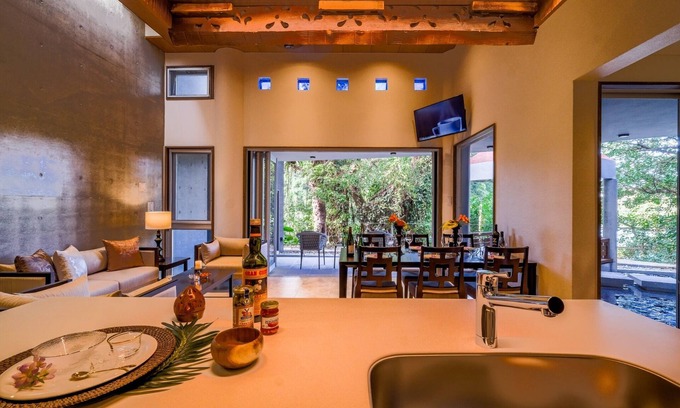 Kadena Apartment | Balistyle hideaway resort that brings in a pleasa/Nakagami-gun Okinawa