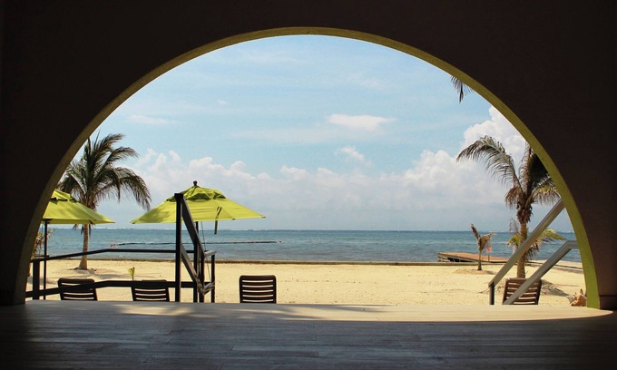 San Pedro Hotel | Bananas On The Beach