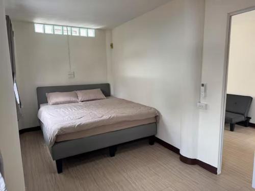 Anusawari House | Bann ABC at 112 Phahonyothin 55