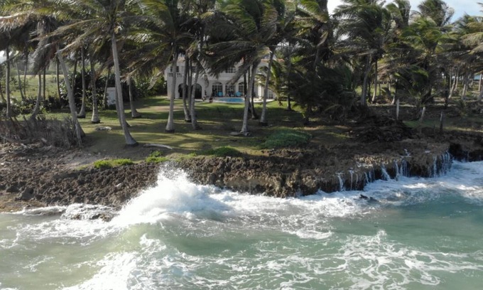 Nagua Villa | Baoba Breeze Villa oceanfront & secluded Beach! Seasonal availability!