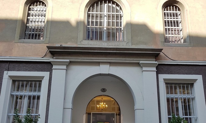 Lucerne Hotel | Barabas