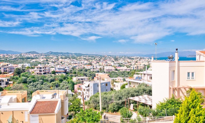 Makrys Tichos Apartment | Barbara's apartments with mountain and sea view (1)