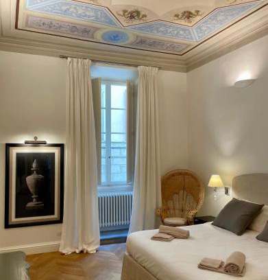 San Niccolo Apartment | Bardi Elegant