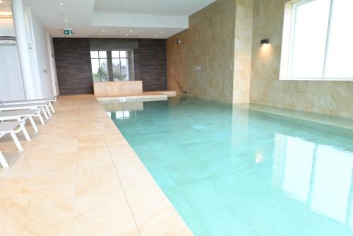 Cadzand-Bad Apartment | Bardot, luxury apartment with swimming pool and sauna near the beach in Badhuis Cadzand