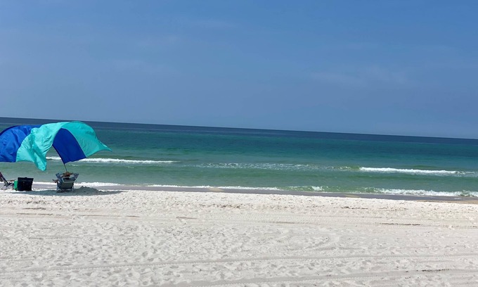 Bid-a-wee Beach House | Barefoot Bungalow- Steps to Private Beach, 5-Star Comfort & Near Top Attractions