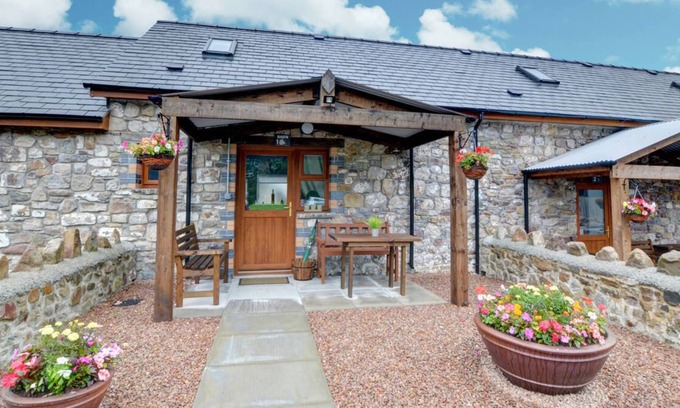 Margam House | Barn 1 - Sheep in Ystradgynlais