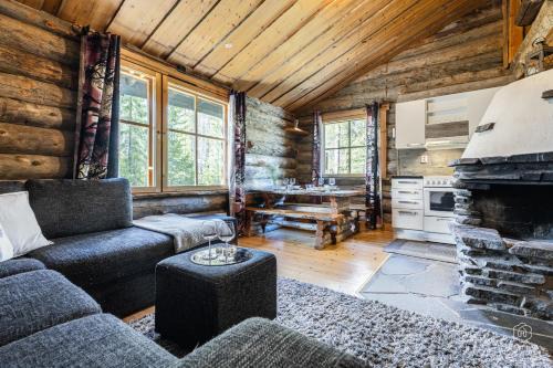 Sirkka Villa | Baron's Cabin by Hilla Villas