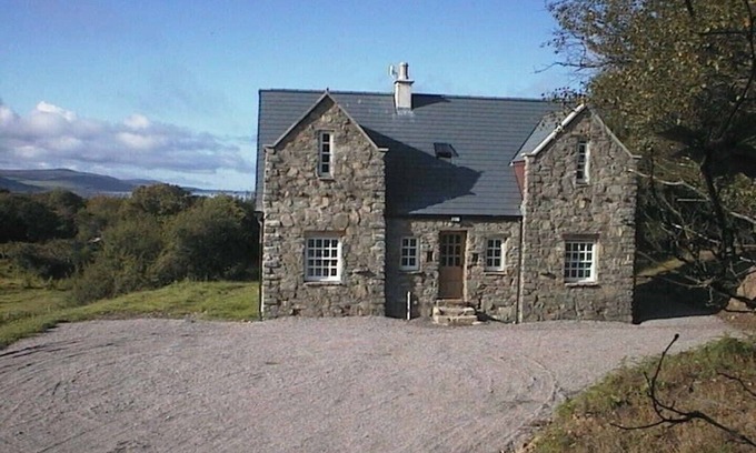 Tarbert Cottage | Barr na Criche Cottage