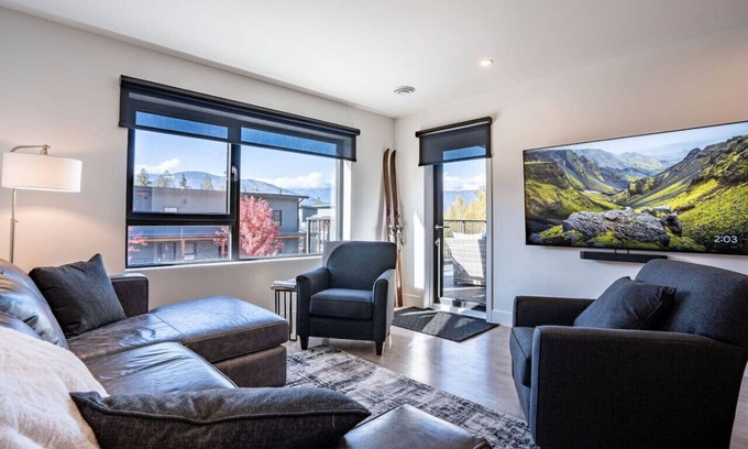 Revelstoke Apartment | Base Camp Revelstoke 2023