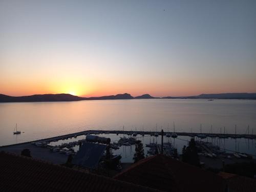 Pylos Apartment | Bay blue