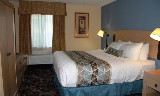 Stevens Point Hotel | Baymont by Wyndham Stevens Point