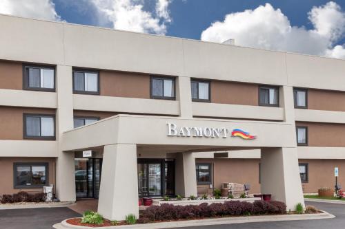 Glenview Hotel | Baymont by Wyndham Glenview