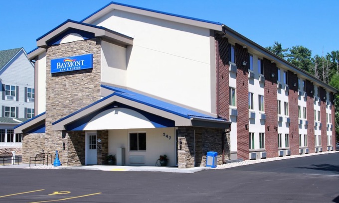 Stevens Point Hotel | Baymont by Wyndham Stevens Point